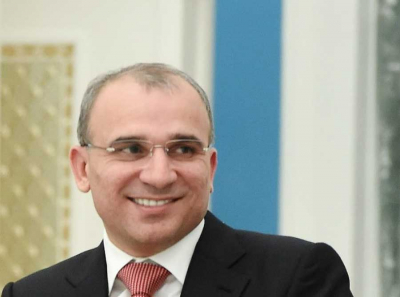 Авдолиан и девичья фамилия. Семья олигарха Альберта Авдоляна начала в Великобритании подписываться новыми фамилиями.