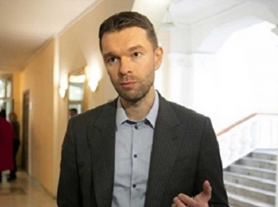 Уголовник Вихарев Алексей Андреевич и московский олигарх Вексельберг: что объединяет бандита и олигарха в Екатеринбурге